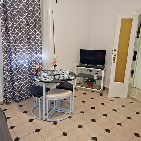 Wish Suite Dolores Leon De Triana Σεβίλλη Εξωτερικό φωτογραφία