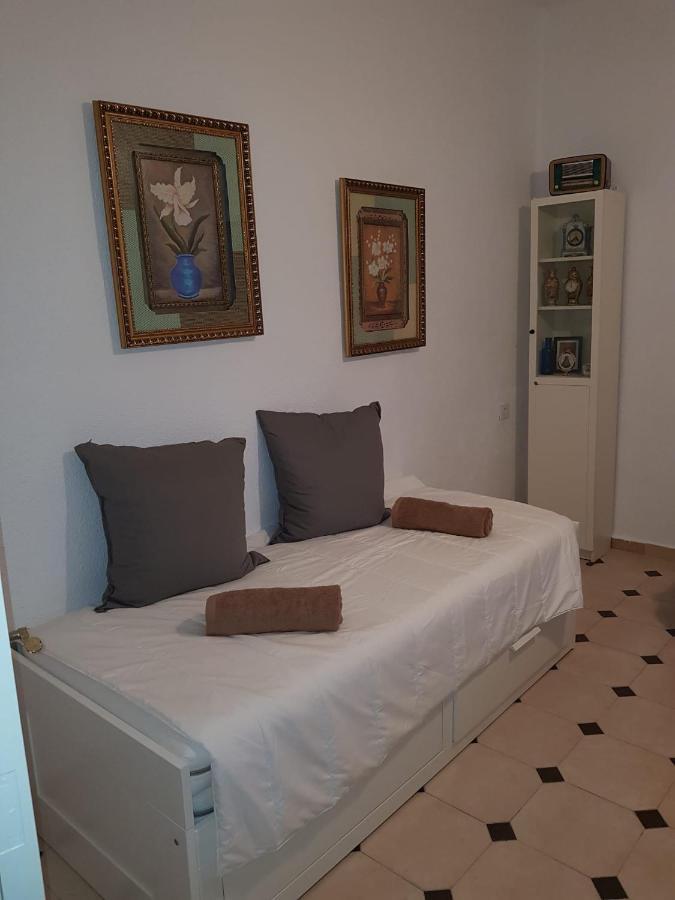 Wish Suite Dolores Leon De Triana Σεβίλλη Εξωτερικό φωτογραφία