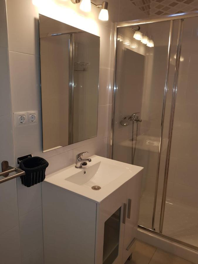 Wish Suite Dolores Leon De Triana Σεβίλλη Εξωτερικό φωτογραφία