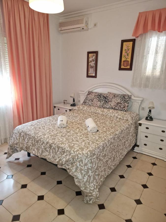 Wish Suite Dolores Leon De Triana Σεβίλλη Εξωτερικό φωτογραφία